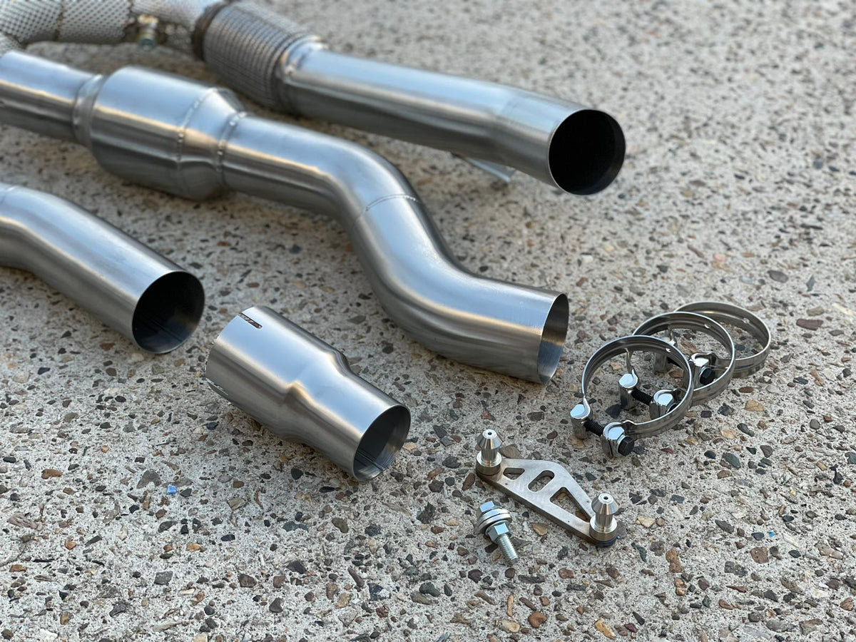 MODE Design Decatted 3.5" Downpipe V2 MQB AWD VW Golf MK8 R Audi S3 8Y 2.0T EA888