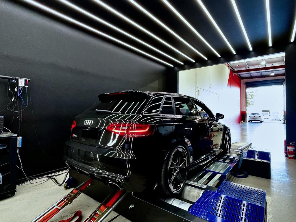 MODE Design Decatted Downpipe Audi RS3 8V PFL