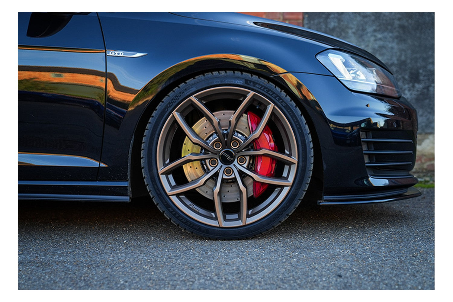 RacingLine R360 19″ x 8.5″ Wheel / ET44 / Set of 4 Wheels [VWR600360]
