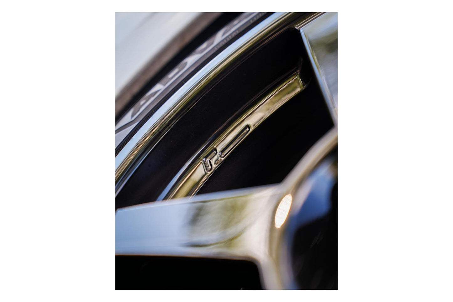 RacingLine R-06 18″ x 8.5″ Alloy Wheel ET44 / Single Wheel