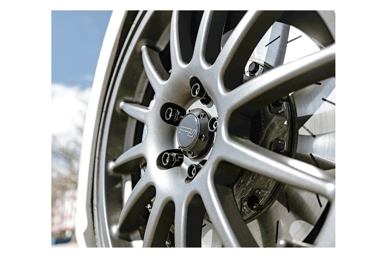 RacingLine Cup Edition’ 18” x 8.5″ Wheel / ET45 / Gunmetal Grey /  Single Wheel [VWR610007]