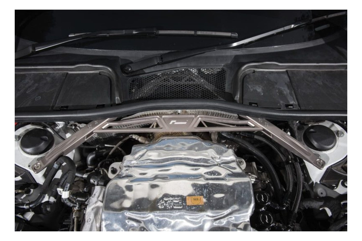 RacingLine Body Brace – A4/S4/A5/S5 B9 [VWR814100]