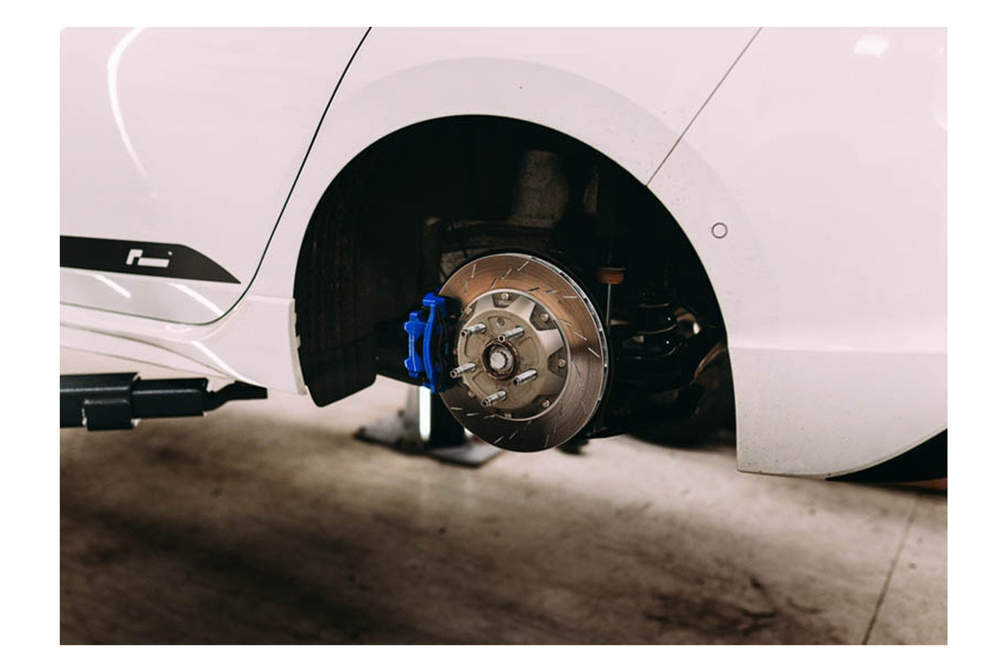 RacingLine Stage 3 Performance Rear Discs 2 peice (Pair) [VWR682001]