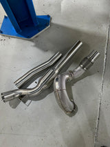 MODE Design 200cpsi Catted 3.5" Downpipe w. Heatshield MQB AWD VW Golf MK8 R Audi S3 8Y 2.0T EA888