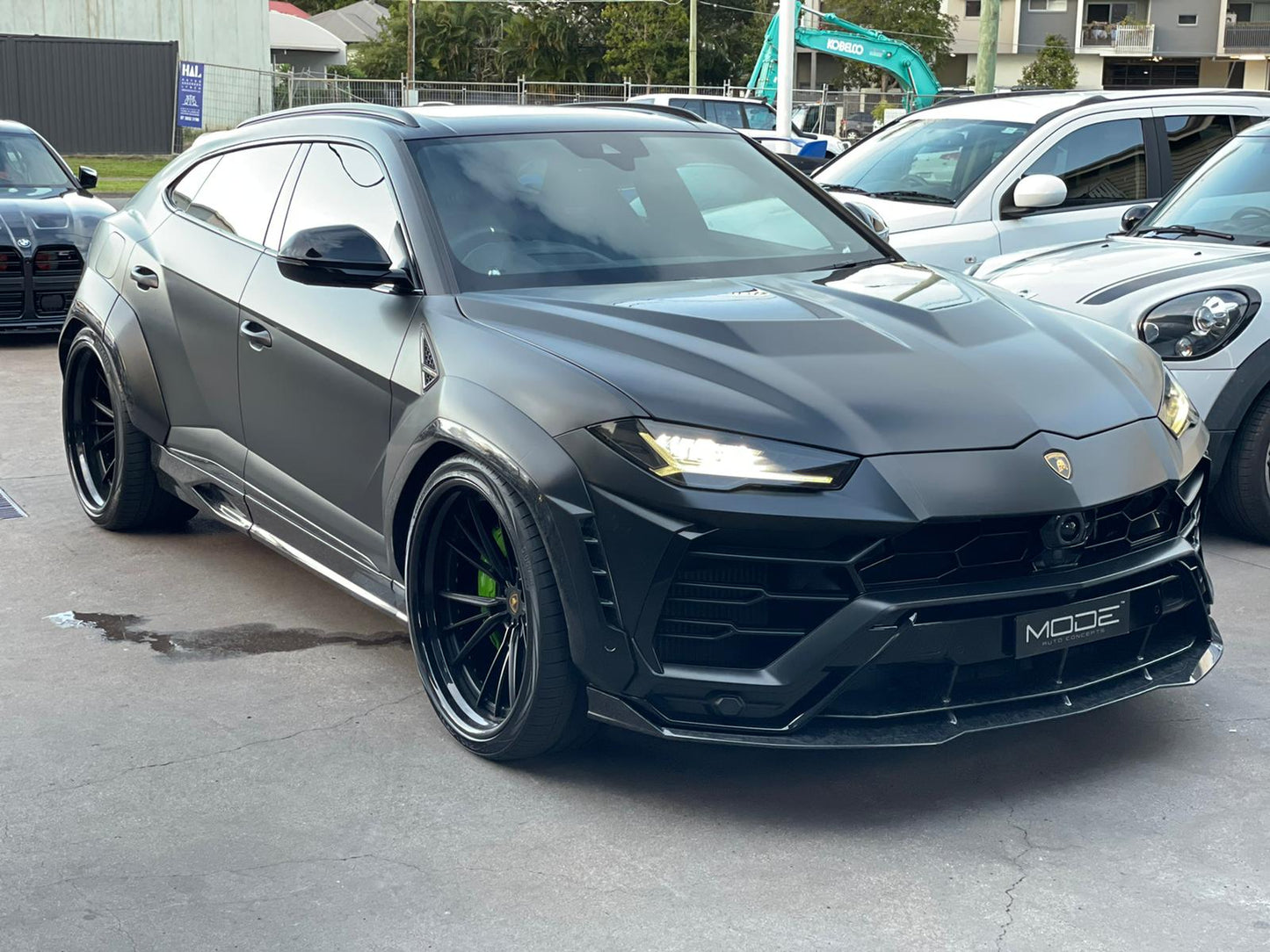 MODE Design Decatted Downpipes for Lamborghini Urus
