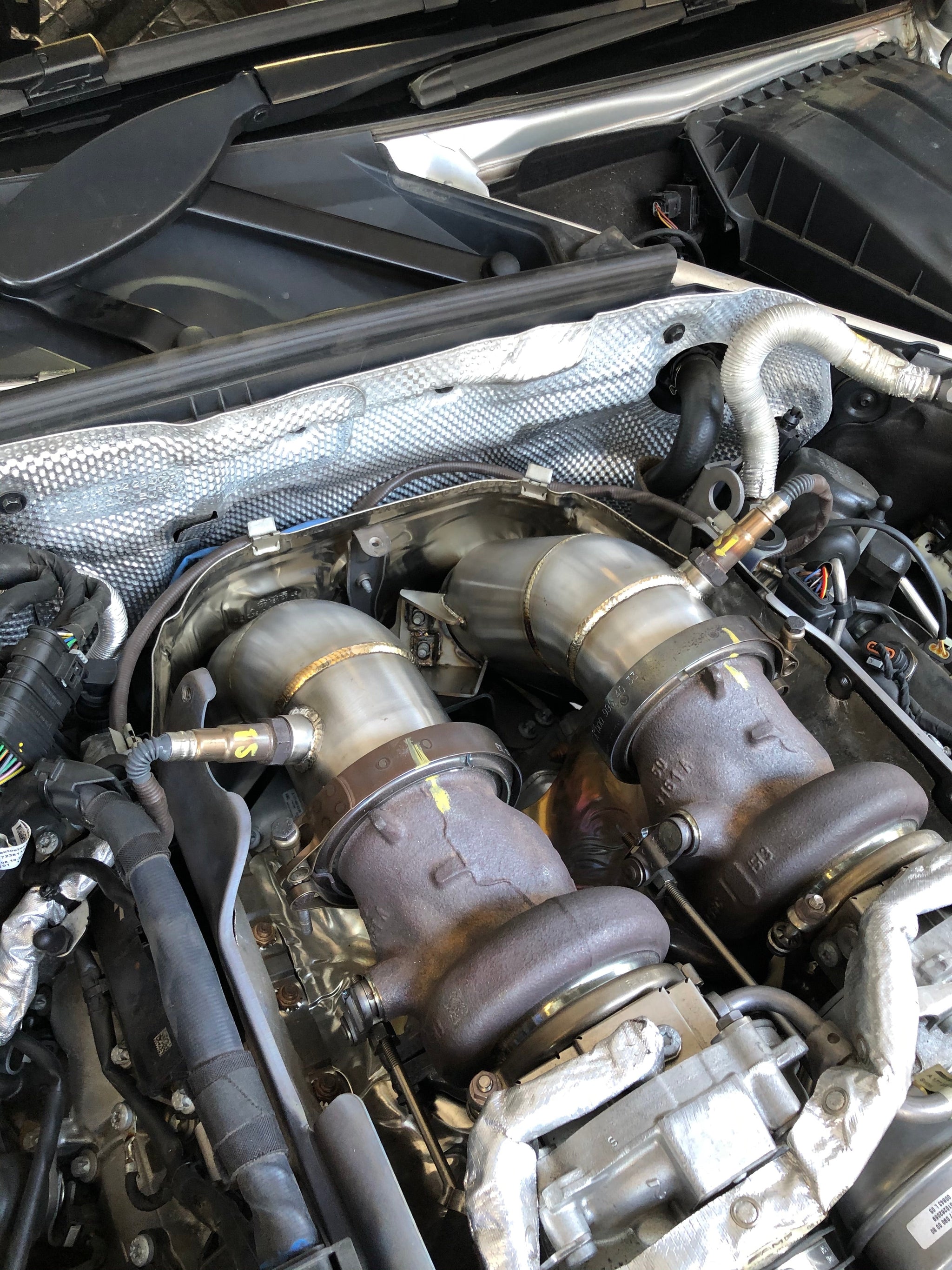 MODE Design 200cpsi Catted 3.5" Downpipes V2 C63s AMG Mercedes Benz W205 Sedan Coupe Wagon