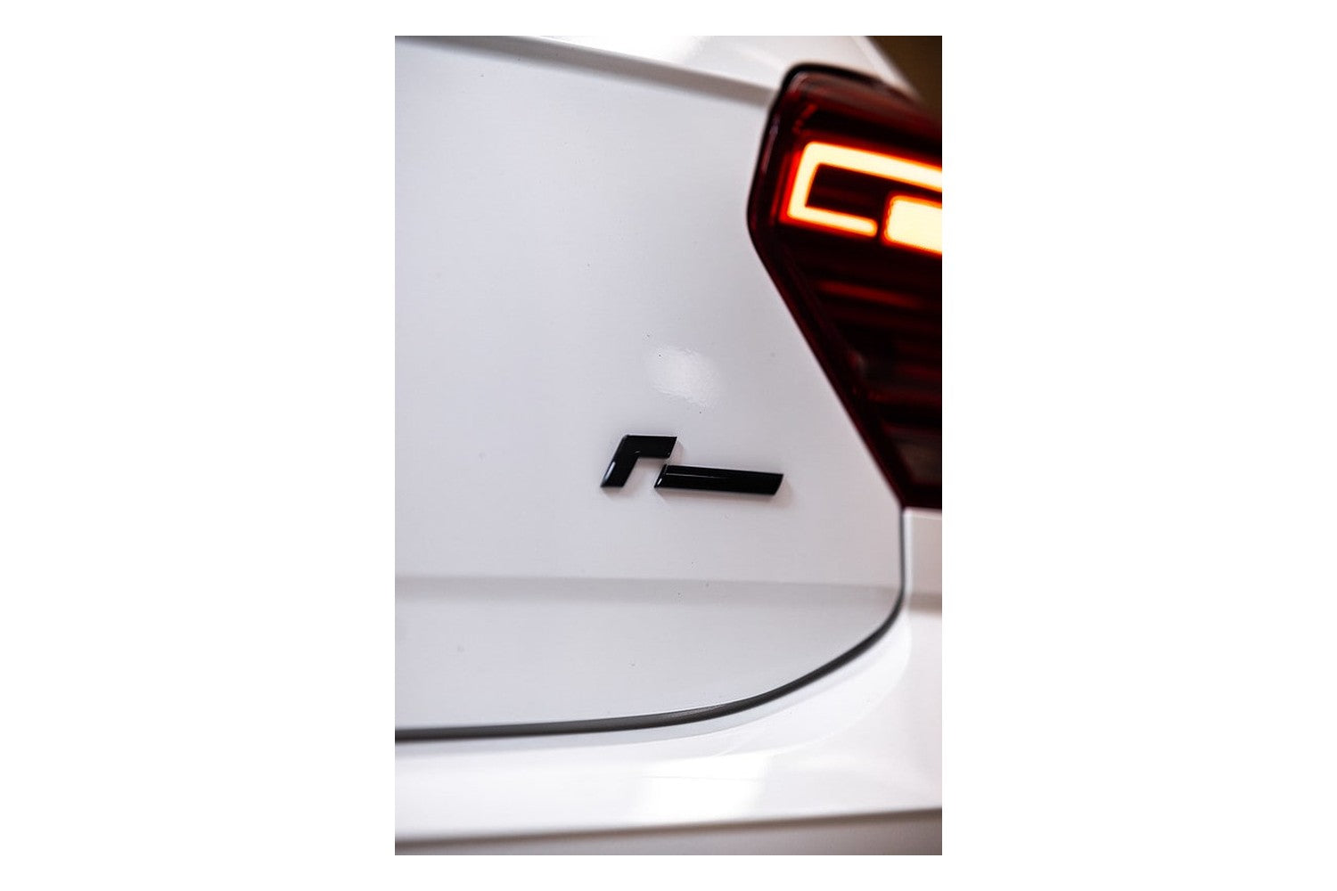 racingline car badge